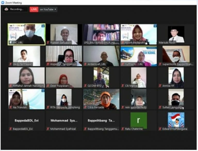 Acara Bedah Buku yang Diselenggarakan SDGs Center UBL Berjalan dengan Lancar Secara Virtual melalui Zoom Meeting