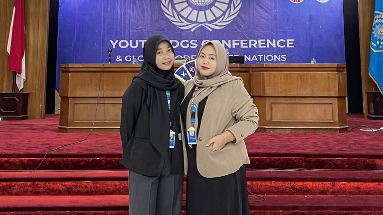 2 Mahasiswi Duta Kampus SDGs UBL Berpartisipasi dalam Global Model United Nations SDGs Youth Conference 2024